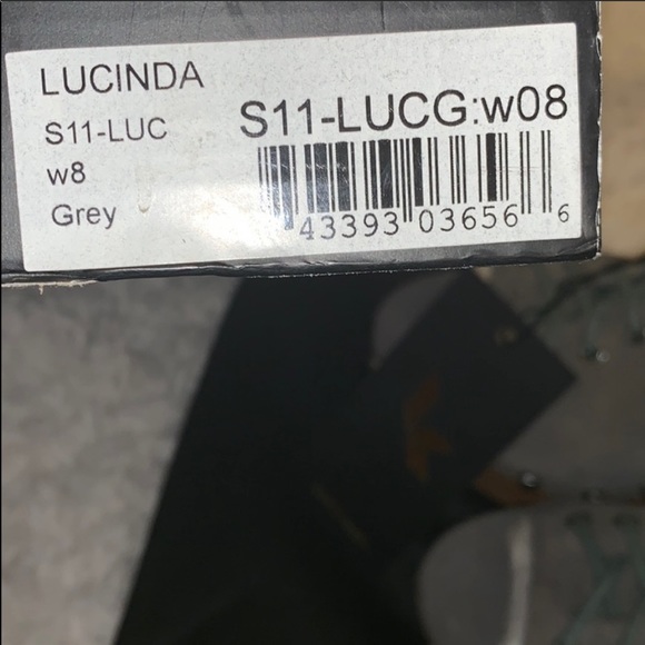 ORIGINAL KOOLABURRA Lucinda sheepskin NOT CHEAP UGG VERSION!!! Genuine 100% - Picture 8 of 8